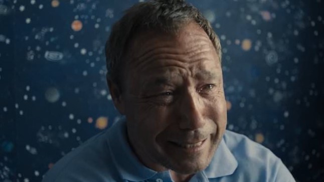 Stephen Graham as Eddie Miller hysterically crying in Netflix show Adolescence