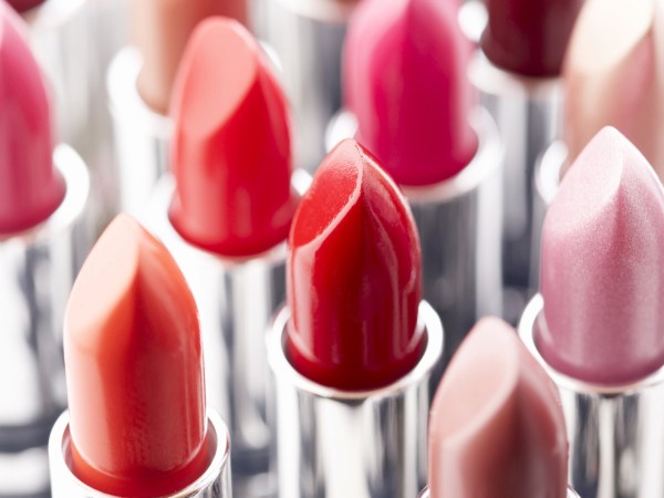 Header image for the Beauty Products topic page