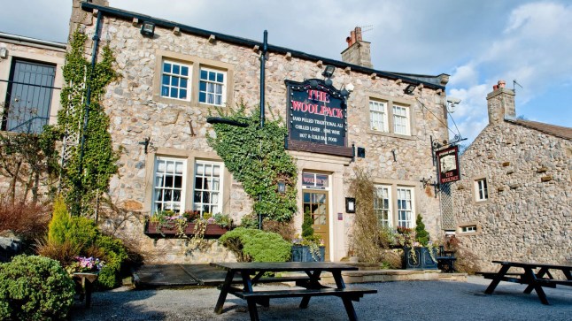 The Woolpack in the sun in Emmerdale