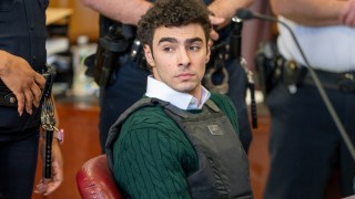 FILE - Luigi Mangione , accused of fatally shooting the UnitedHealthcare CEO Brian Thompson in New York City and leading authorities on a five-day search is scheduled, appears in court for a hearing, Feb. 21, 2025, in New York. (Steven Hirsch/New York Post via AP, Pool, File)