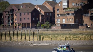 ?George Cracknell Wright 01/04/2025 London, United Kingdom Search Continues for 11 year old girl missing in the Thames Police boat Nina Mackay 3 searches the Thames from North Woolwich towards Greenwich in east London at low tide as the search for an 11 year old girl who fell into the river yesterday afternoon continues . Police were called at around 13:15hrs on Monday, 31 March to reports of an 11-year-old girl who had entered the River Thames near to Barge House Causeway, E16. Her next of kin have been made aware and are being supported by officers. Photo Credit: George Cracknell Wright